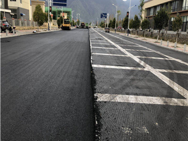 上海半刚性基层道路施工